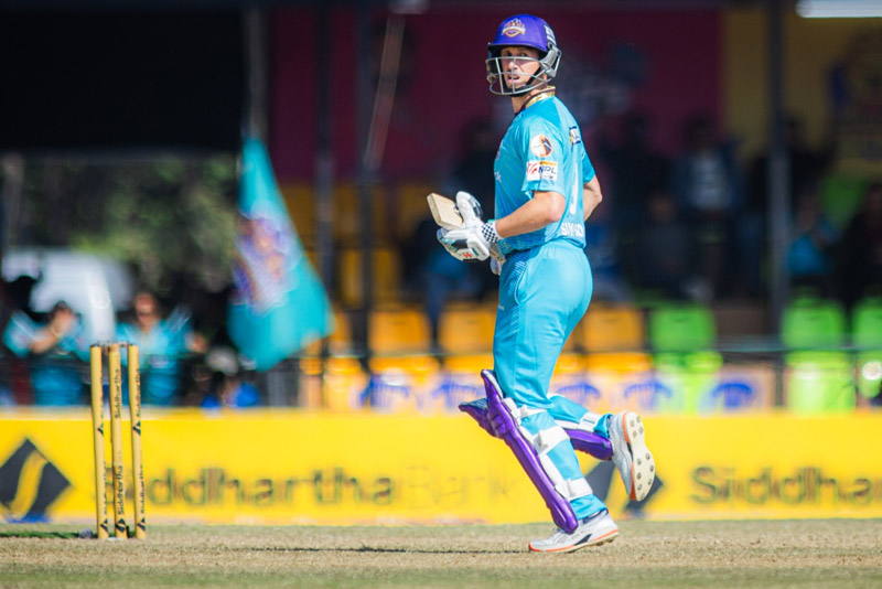 काठमाण्डू गोर्खाजले  दियो  चितवन राइनोजलाई एक सय ४३ रनको लक्ष्य