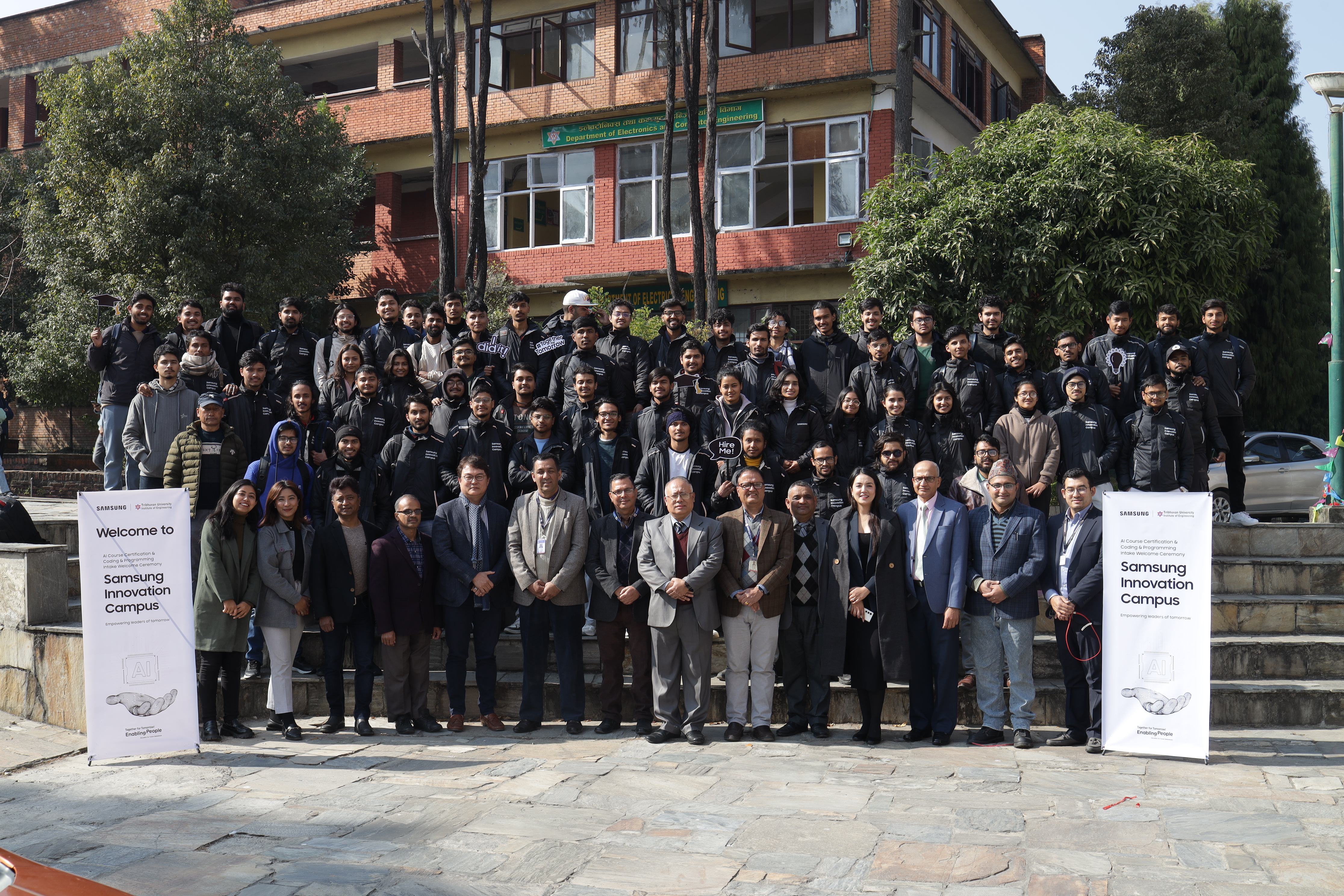 सामसङद्वारा ३० जना विद्यार्थीलाई एआईमा प्रमाणपत्र वितरण, ६० जना विद्यार्थीलाई स्वागत