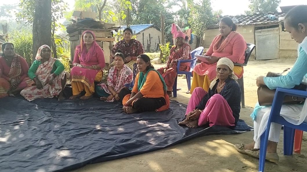 लकडाउन हुँदा बेरोज्गारको शहारा ‘दलित महिला समुह’