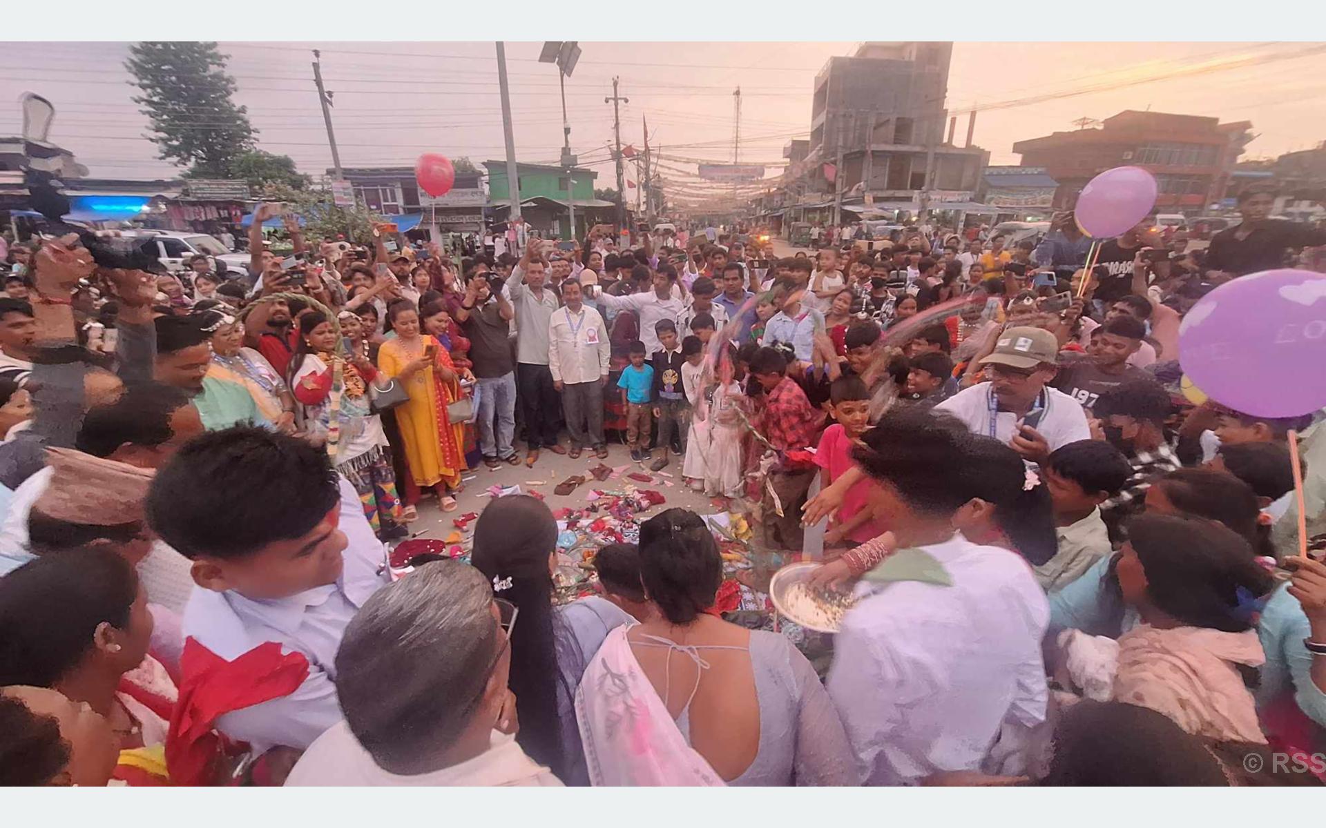 कैलालीका दुई स्थानीय तहले दिए भोलि सार्वजनिक बिदा
