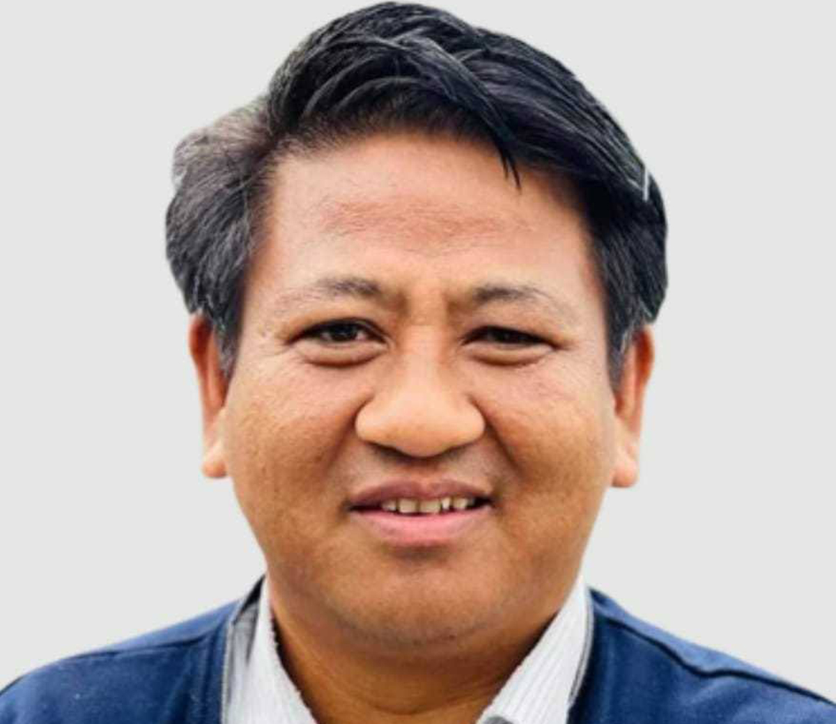 एमाले केन्द्रीय सदस्य किशोर मल्ल पक्राउ