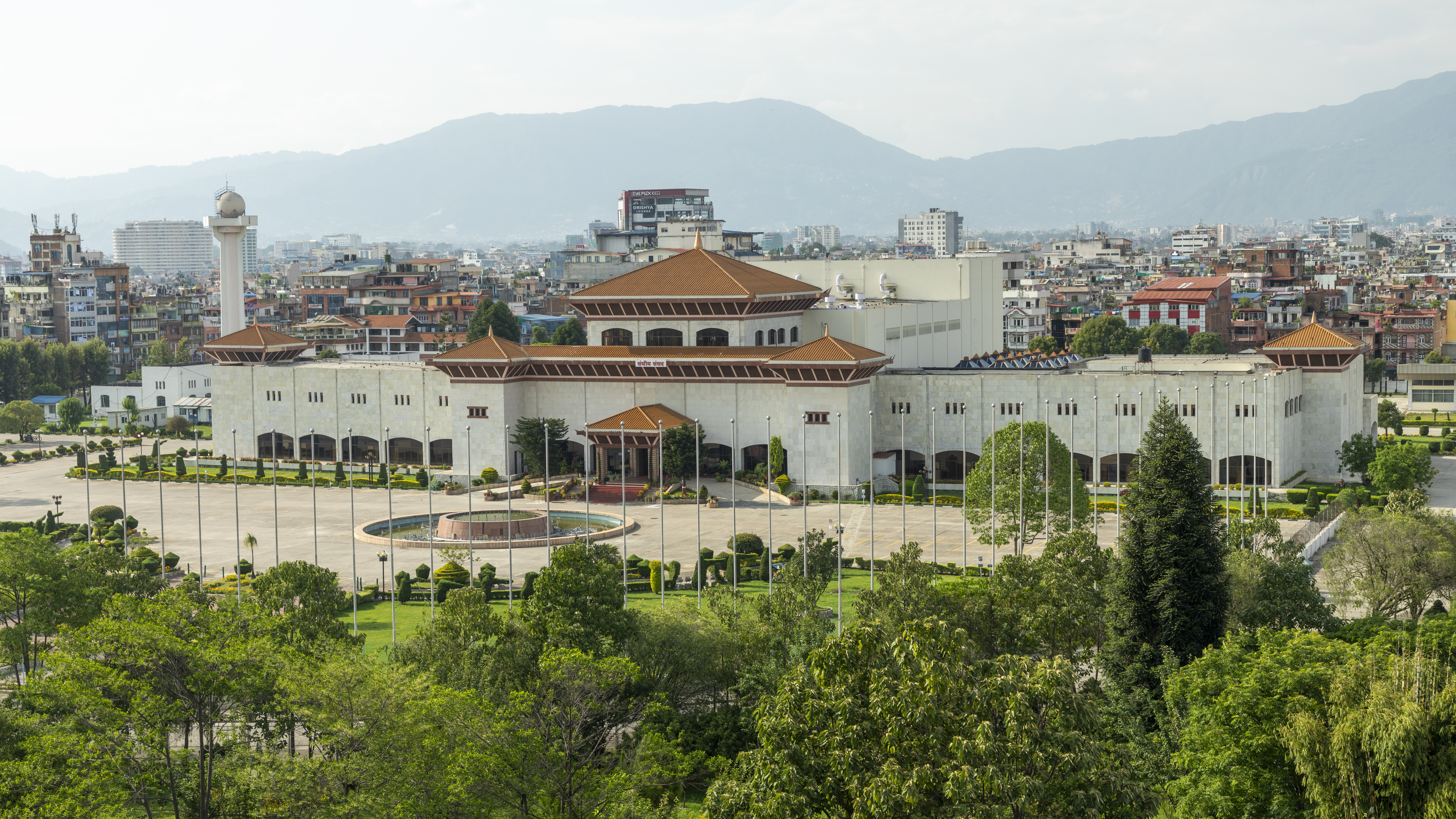 सुदूरपश्चिमबाट निर्वाचित ६ सांसदले मातृभाषामा शपथ लग्ने