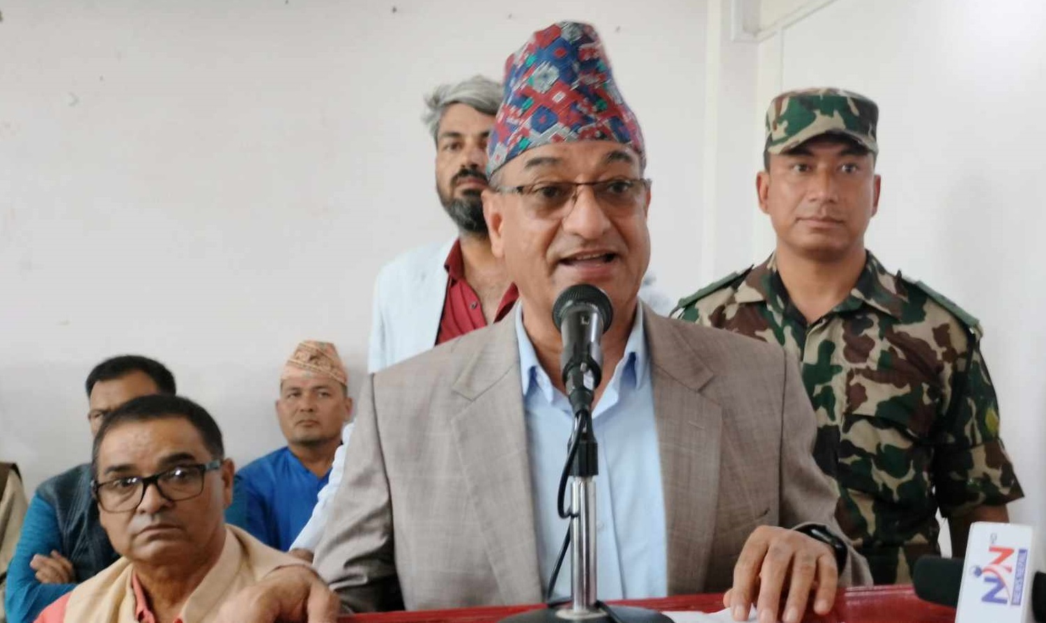 सातै प्रदेशमा आपतकालीन गोदामघर हस्तान्तरणको तयारी छ : गृहमन्त्री लेखक