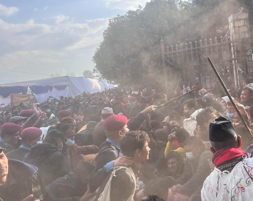 टुँडिखेलमा लागेको माघिमेलामा भीड अनियन्त्रित हुँदा ८ जना घाइते